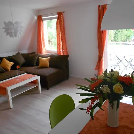 Ferienwohnungen Haus Glueckauf Kölpinsee Kamer foto