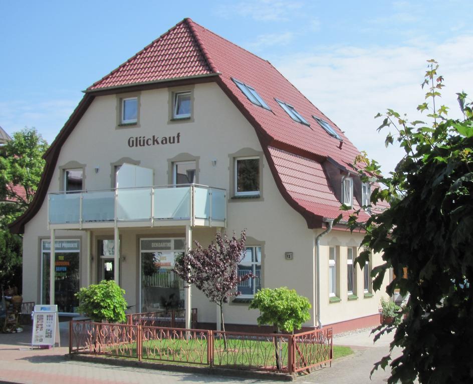 Haus Glückauf * Kölpinsee